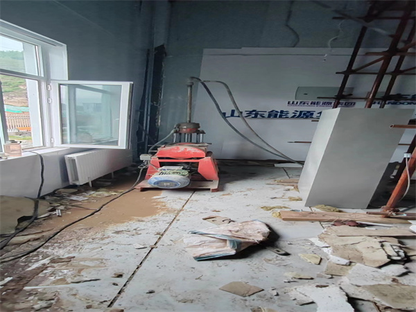 淇滨地基基础下沉墙体裂缝加固注浆顶升施工